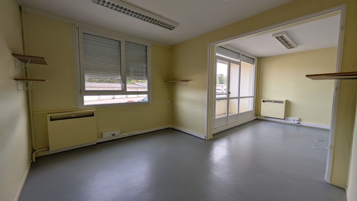 Séjour vide avant home staging 3D